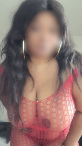passionate, hot encounters..... I have many big curves that you can enjoy... Only WhatsApp calls and messages